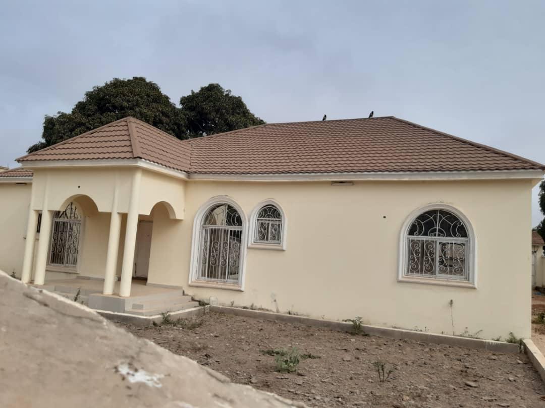 four bedroom house for rent at Kerr serign for  D250,000 per year