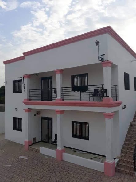 Four-Bedroom Compound for Sale in Bijilo – D11,000,000 (Negotiable) 🏡✨