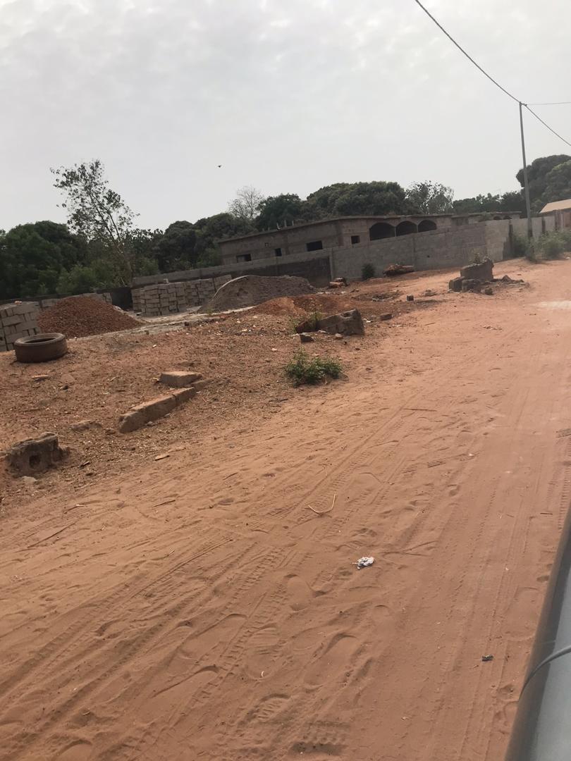 Lease land for sale at Lamin village 23 x 23 double plots each plot is D500,000 with water and electricity