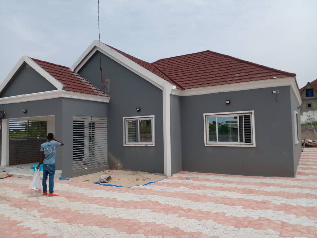 newly built three bedrooms house with two toilet at salagi for sale D4.7million with negotiations